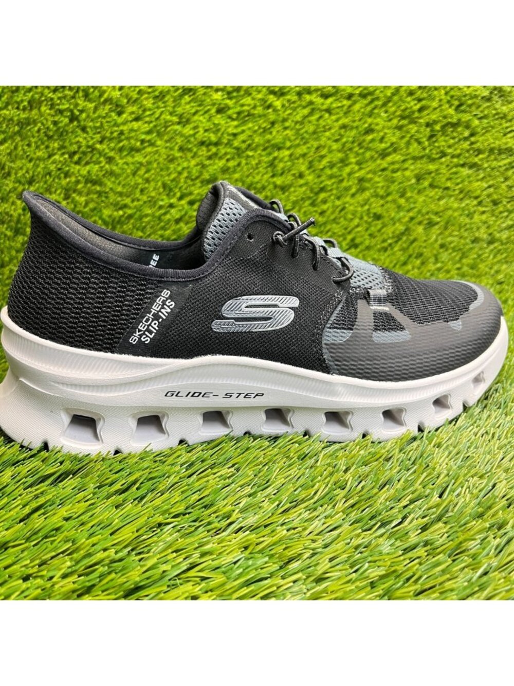 Skechers Glide Step Pro Mens Size 8 Black White Athletic Slip On Shoes Sneakers